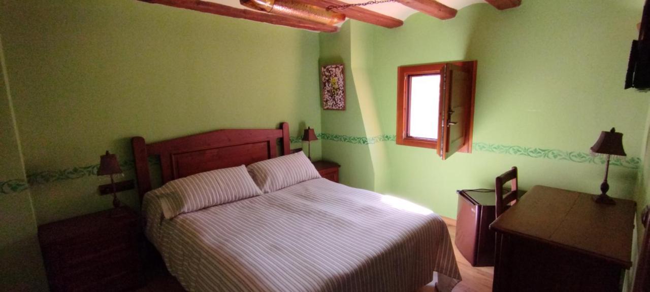 Hotel Rural Abuelo Rullo Terriente Eksteriør billede